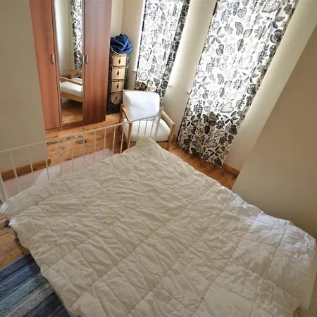فندق Upart Flats 3*
